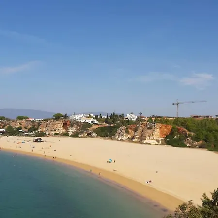 Edificio Tomas 1 * Ferragudo (Faro)