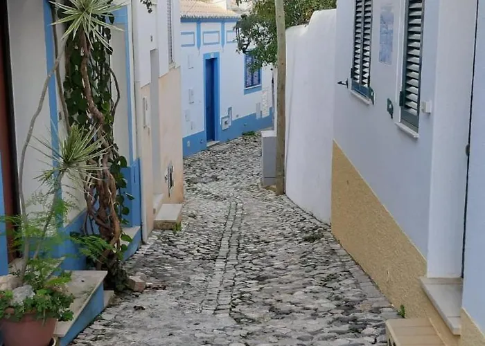 Apartament Edificio Tomas 1 *