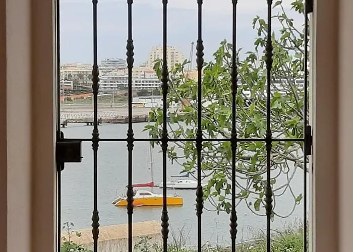 Edificio Tomas 1 Ferragudo (Faro)